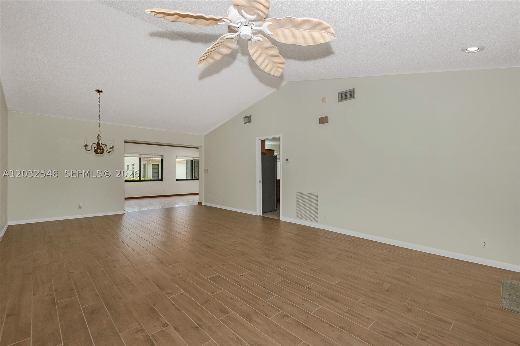 7905 Cloverfield Cir, Boca Raton FL 33433