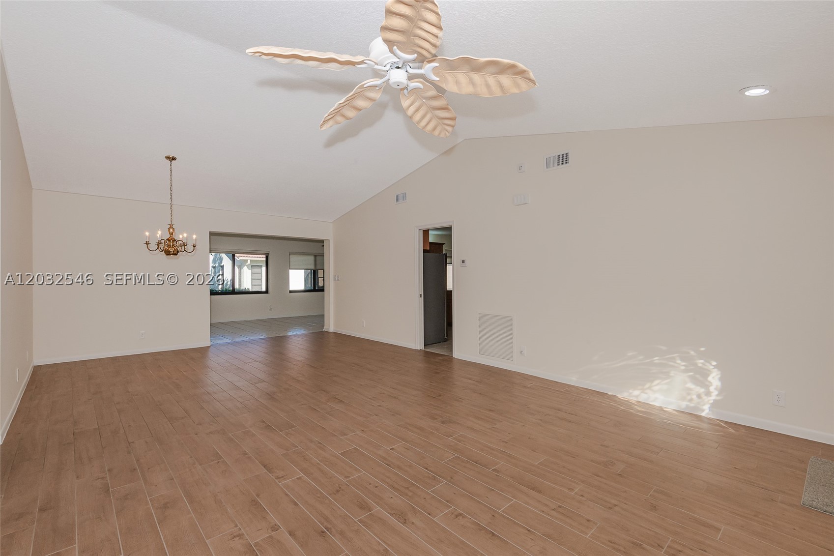 7905 Cloverfield Cir, Boca Raton FL 33433