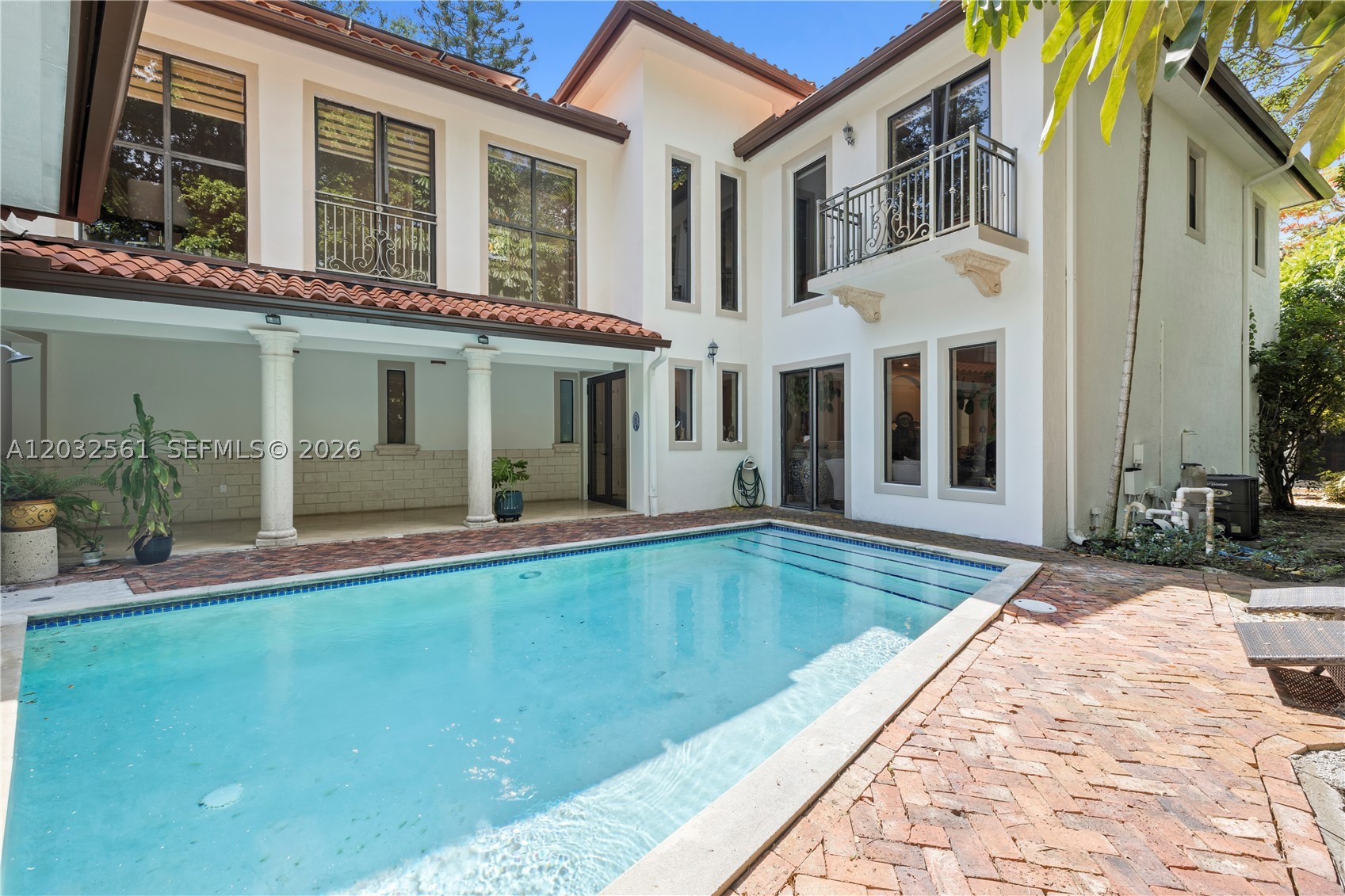 6550 SW 75th Ter, South Miami FL 33143