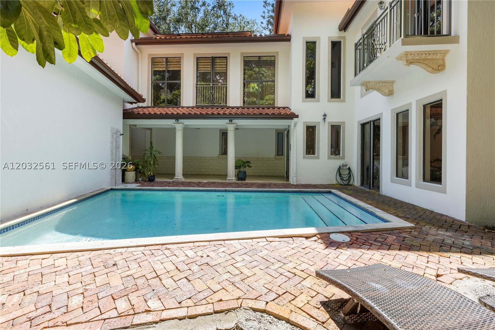 6550 SW 75th Ter, South Miami FL 33143
