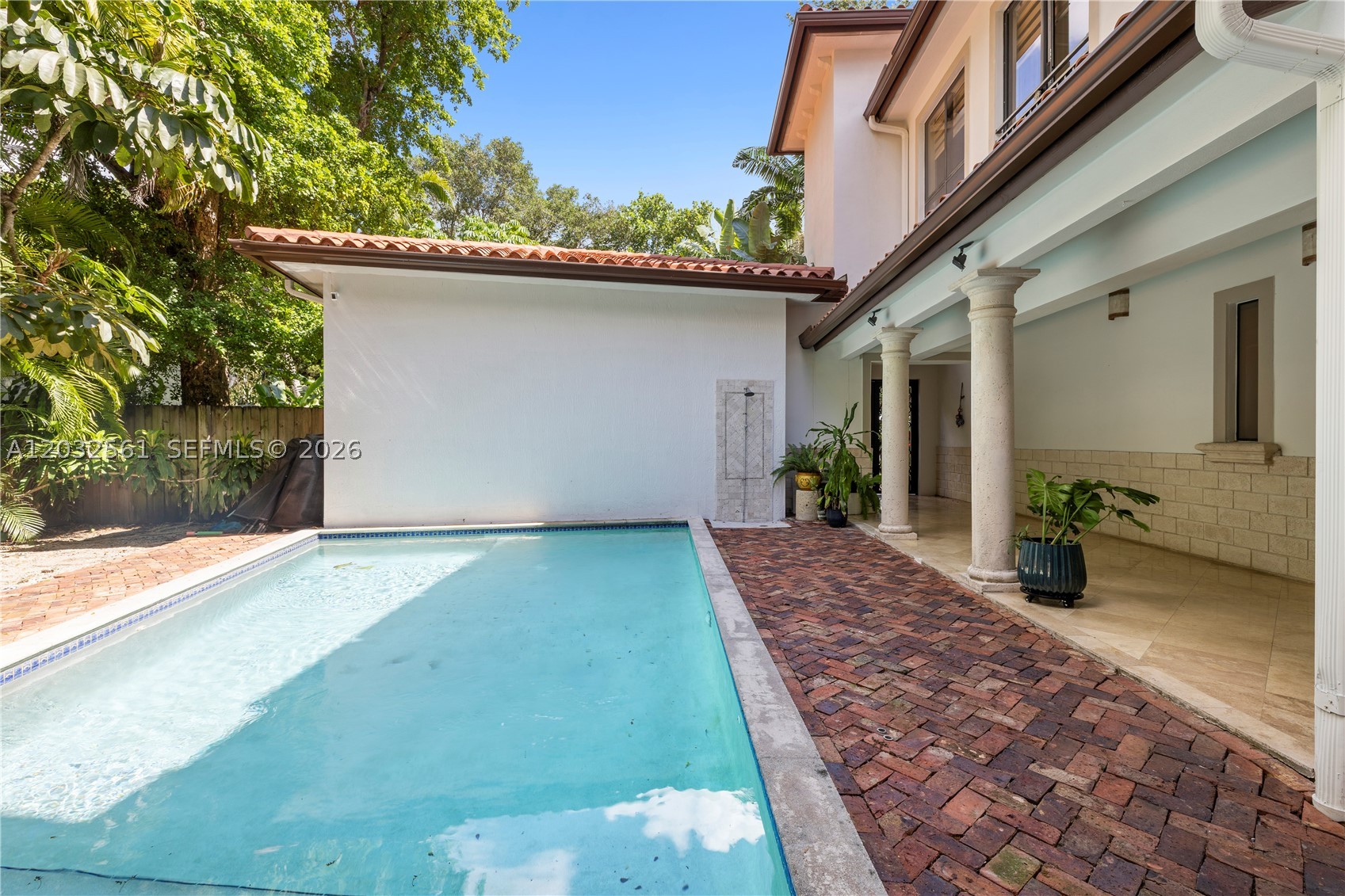 6550 SW 75th Ter, South Miami FL 33143