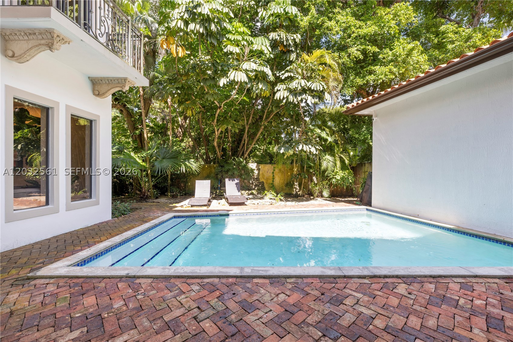 6550 SW 75th Ter, South Miami FL 33143
