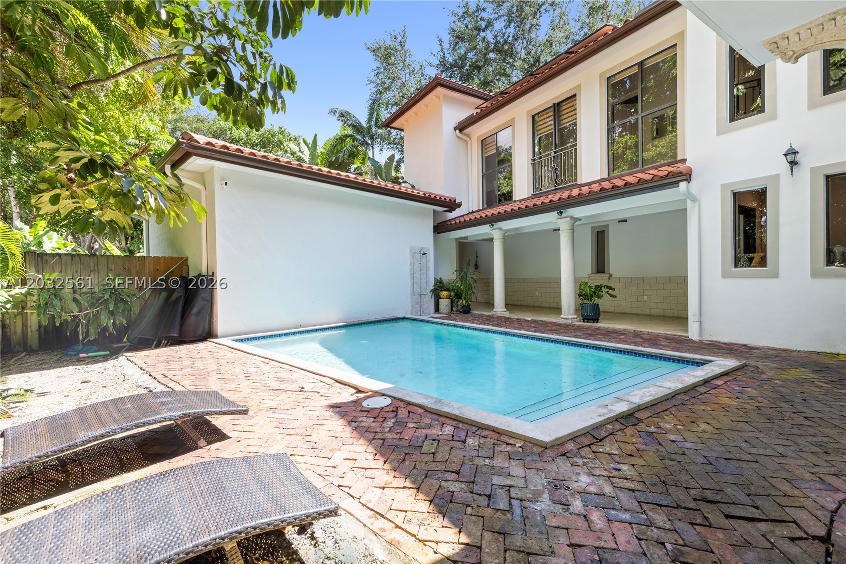6550 SW 75th Ter, South Miami FL 33143