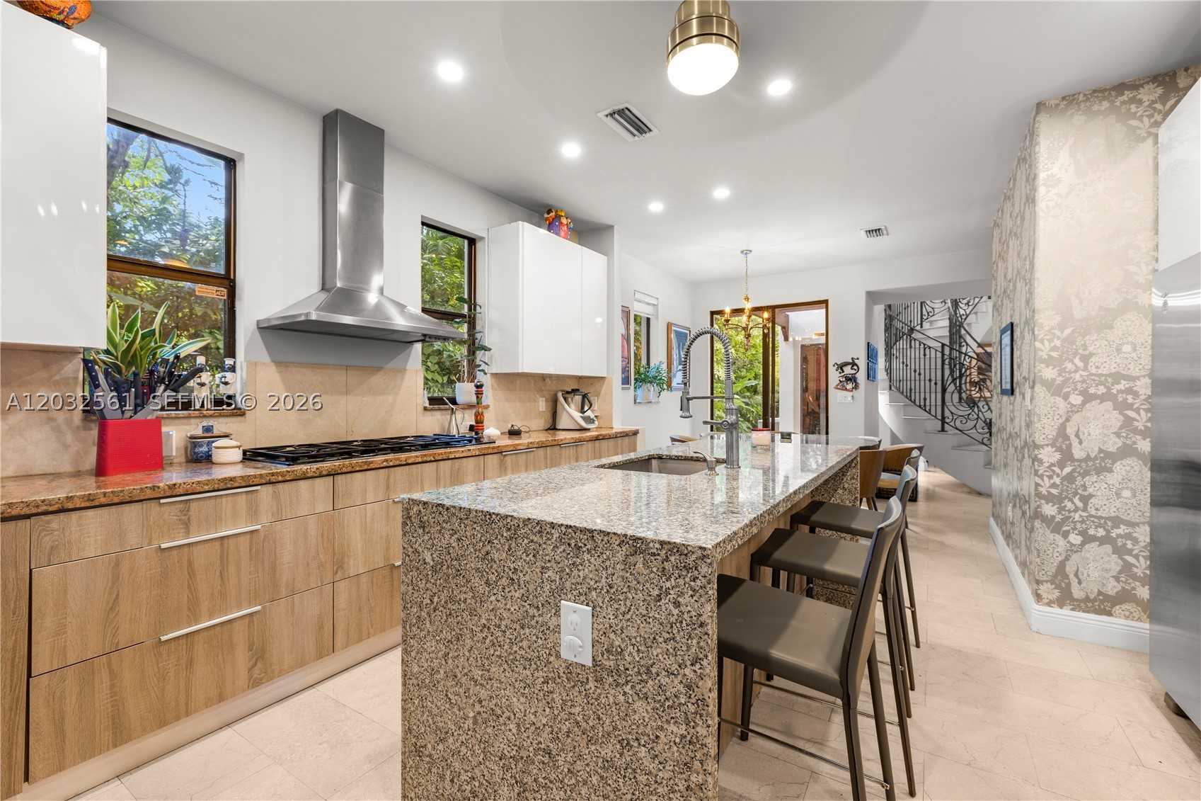 6550 SW 75th Ter, South Miami FL 33143