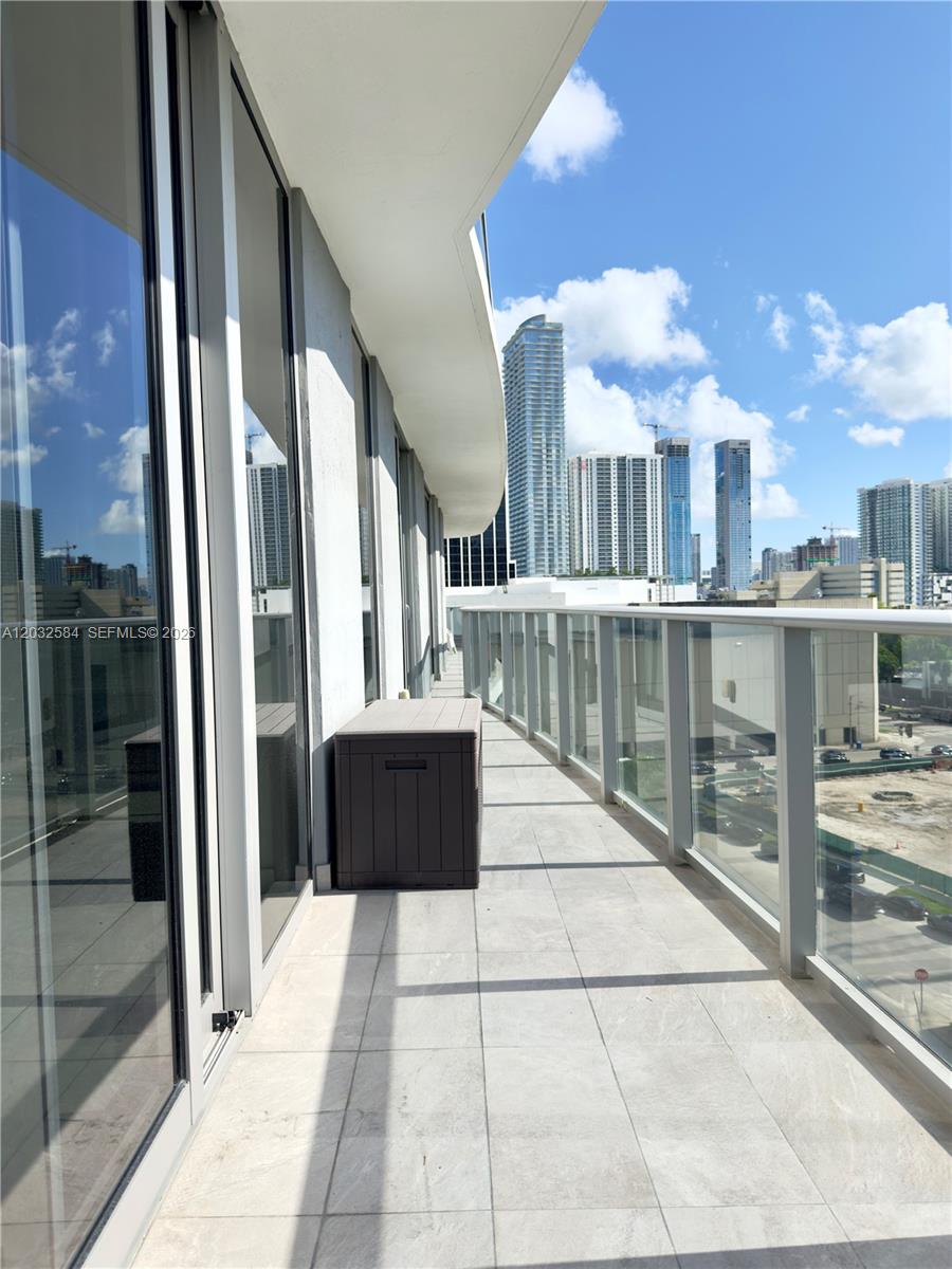 488 NE 18th St #800, Miami FL 33132