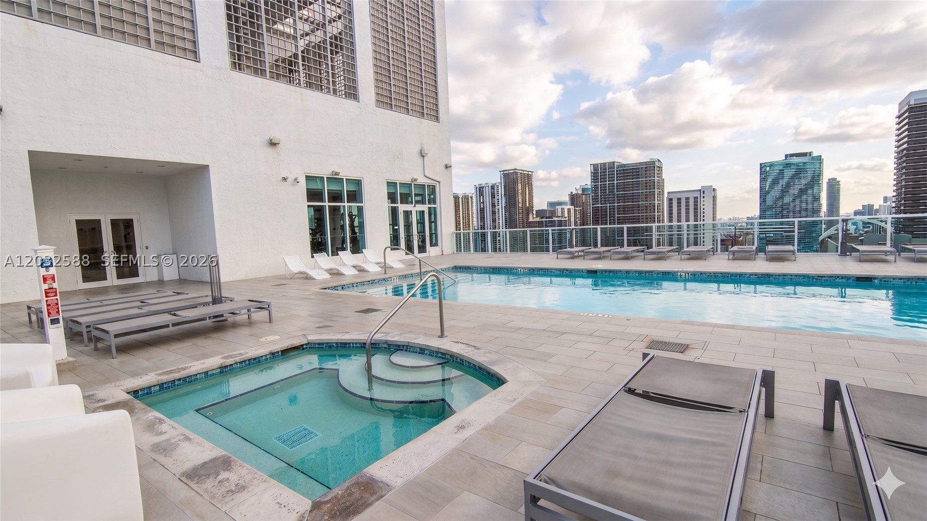 133 NE 2nd Ave #1906, Miami FL 33132