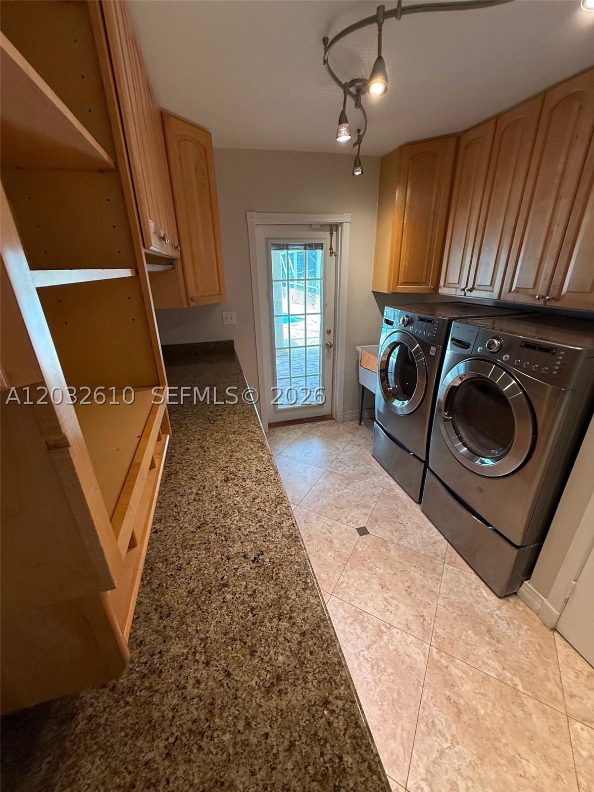 17501 SW 54th St, Southwest Ranches FL 33331