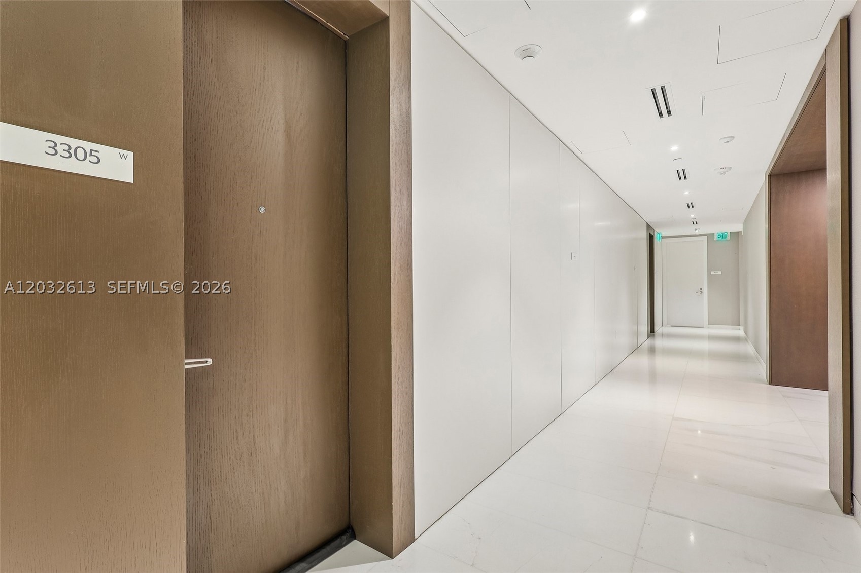 300 Biscayne Boulevard Way #3305W, Miami FL 33131