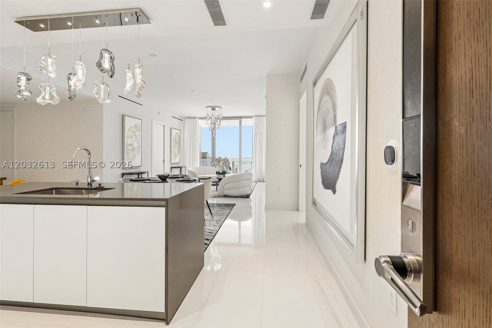 300 Biscayne Boulevard Way #3305W, Miami FL 33131