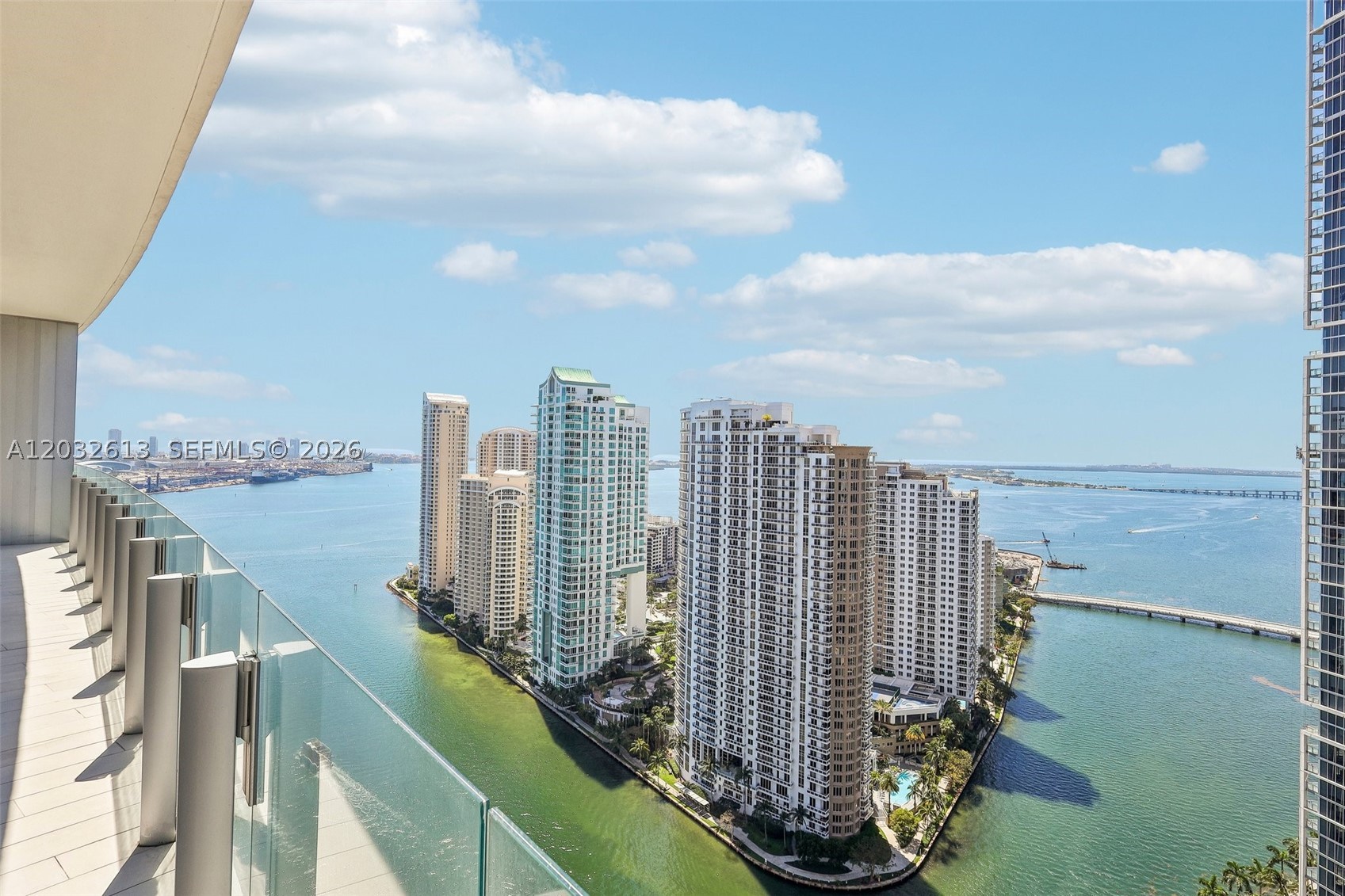 300 Biscayne Boulevard Way #3305W, Miami FL 33131