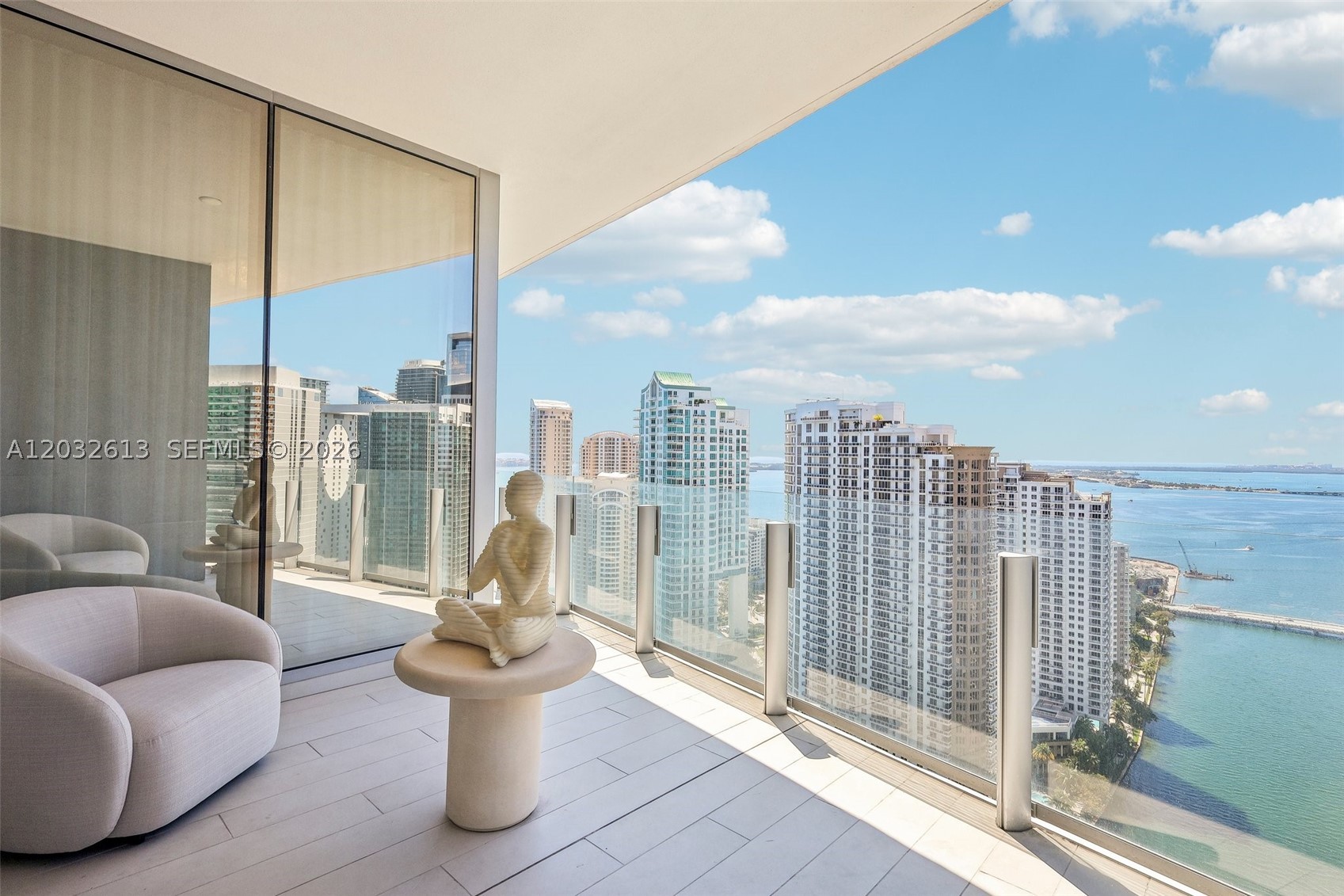 300 Biscayne Boulevard Way #3305W, Miami FL 33131