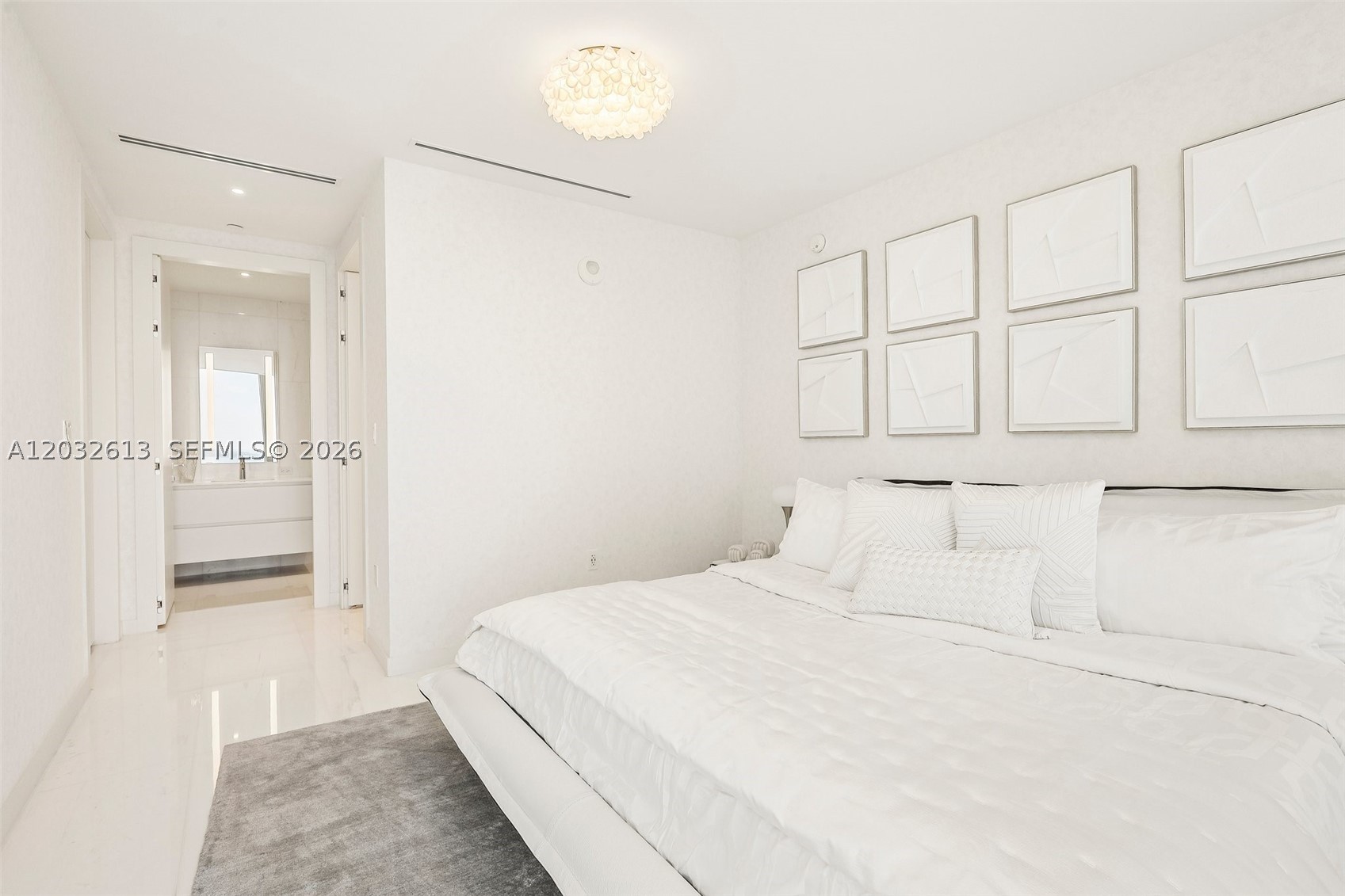 300 Biscayne Boulevard Way #3305W, Miami FL 33131
