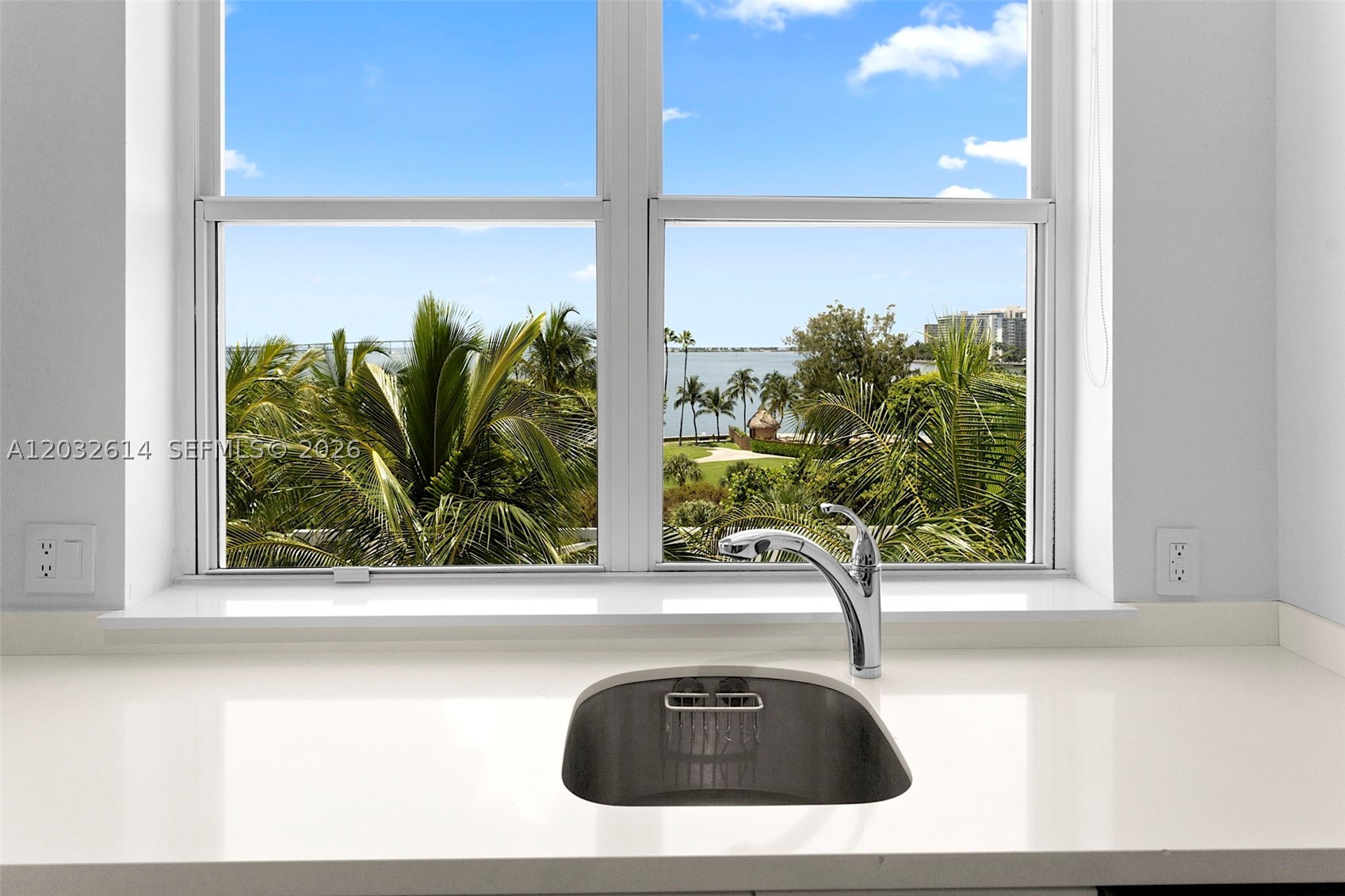 800 CLAUGHTON ISLAND DRIVE #505, Miami FL 33131