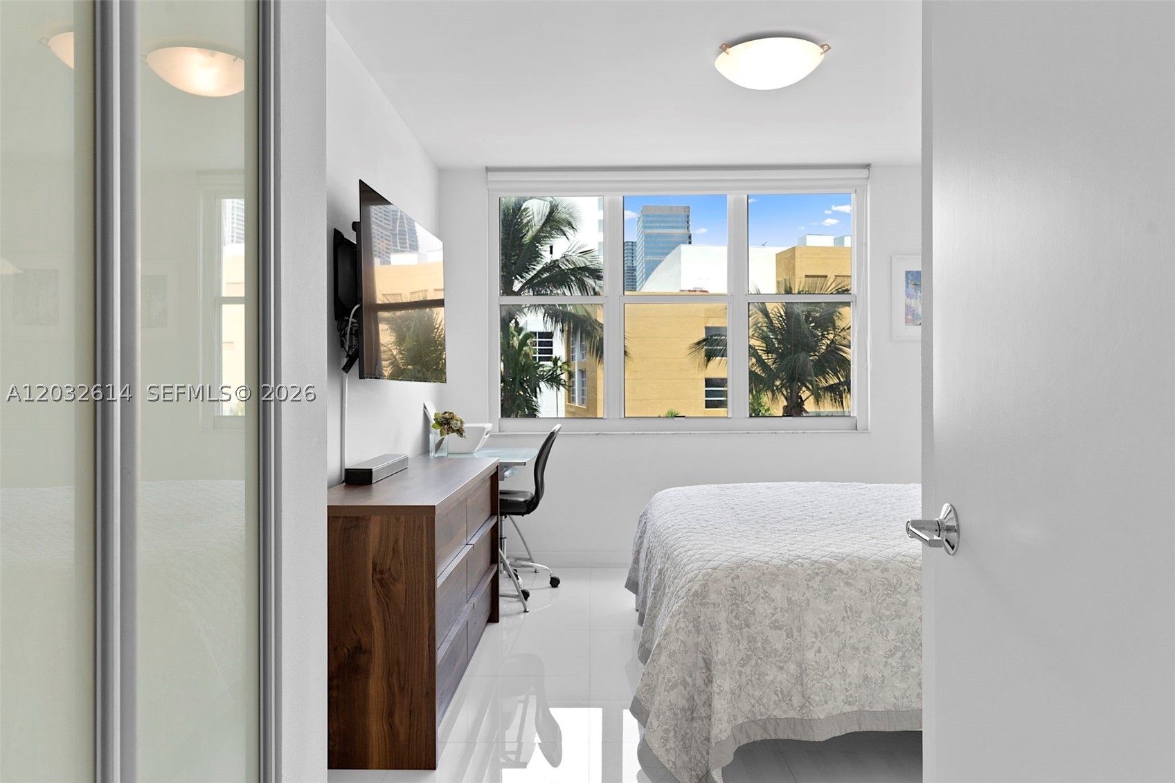 800 CLAUGHTON ISLAND DRIVE #505, Miami FL 33131