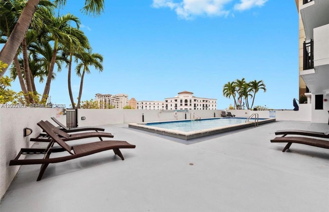 357 Almeria Ave #802, Coral Gables FL 33134