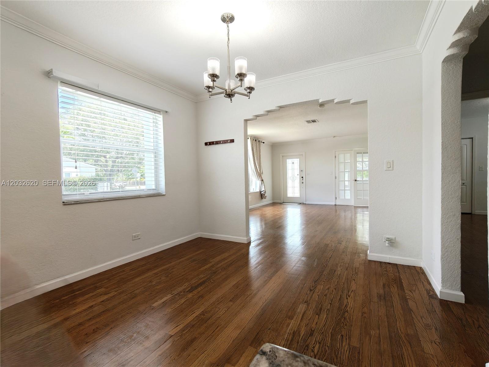 470 SW 25th Rd, Miami FL 33129