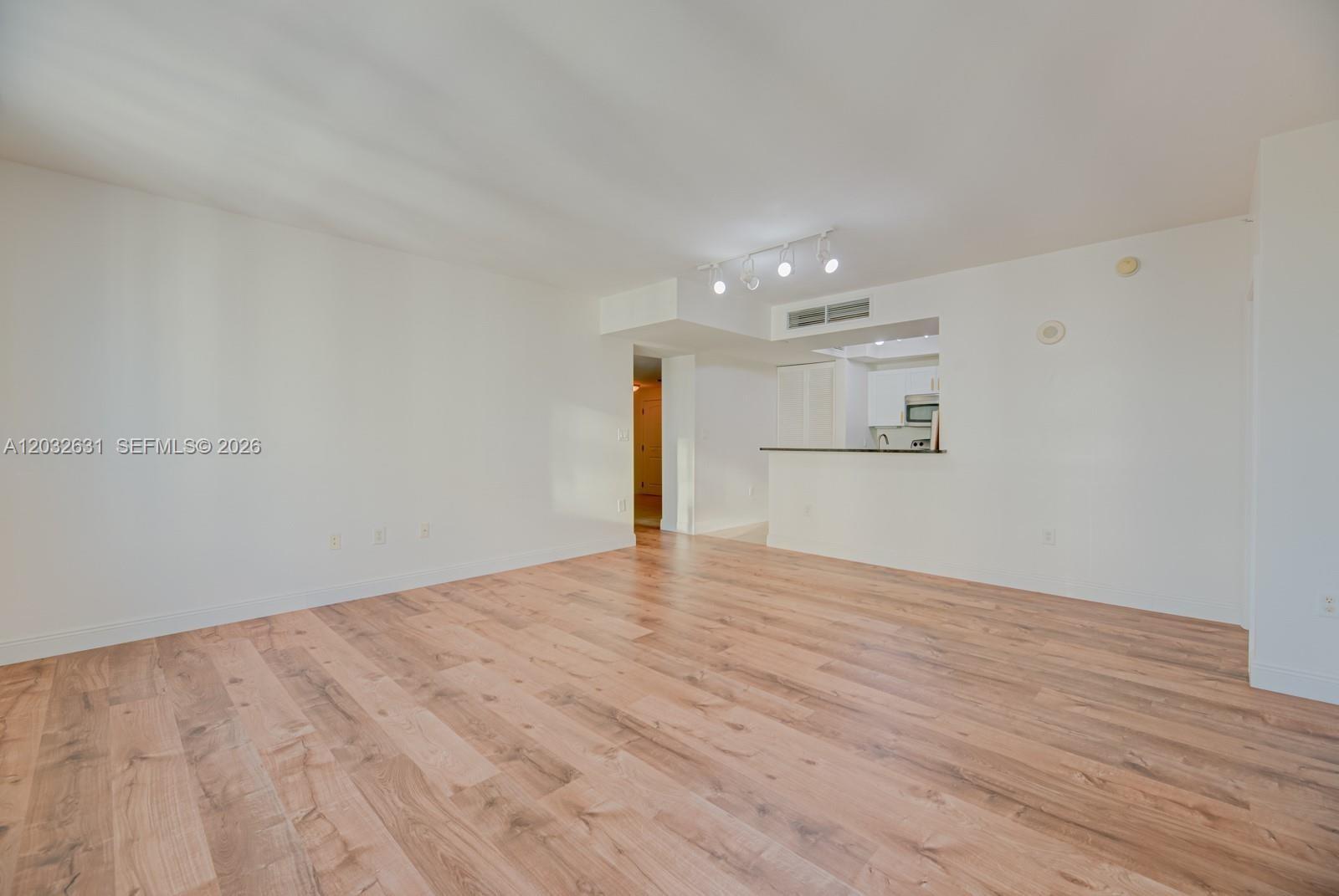 7350 SW 89th St #2110S, Miami FL 33156