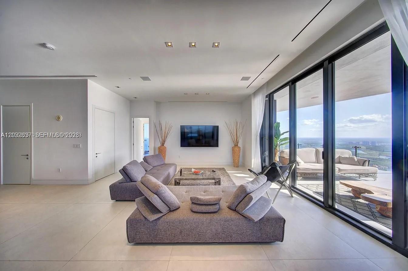 17141 Collins Ave #4602, Sunny Isles Beach FL 33160