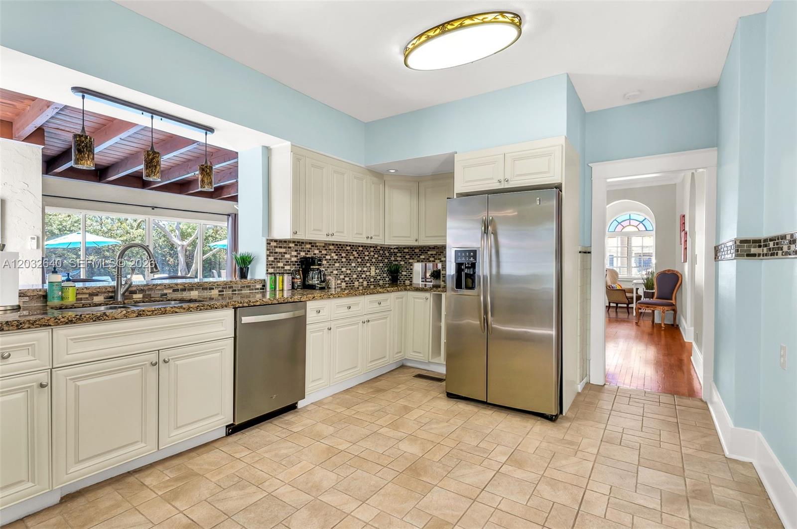 219 S 17th Ave S, Lake Worth FL 33460