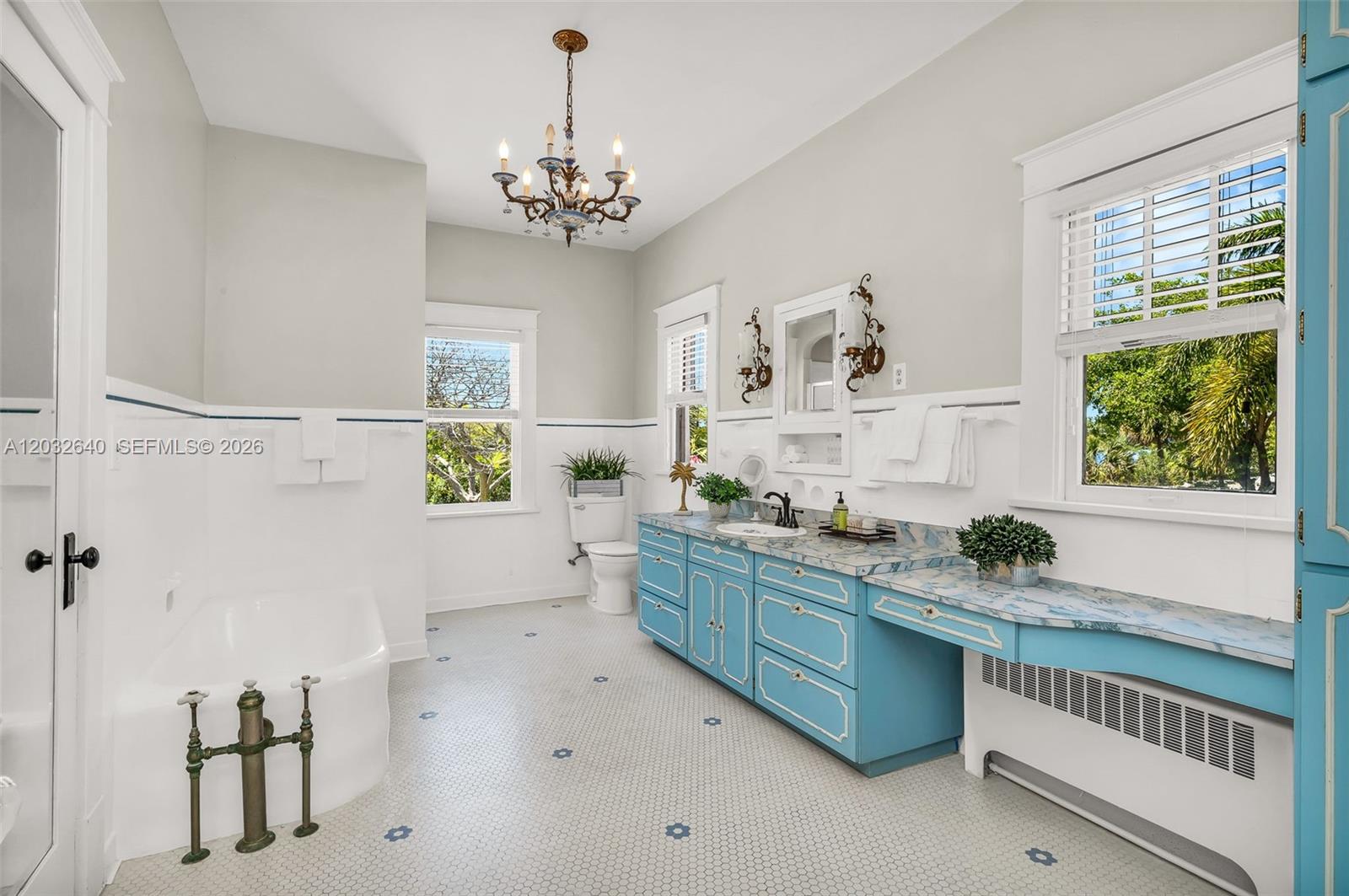 219 S 17th Ave S, Lake Worth FL 33460