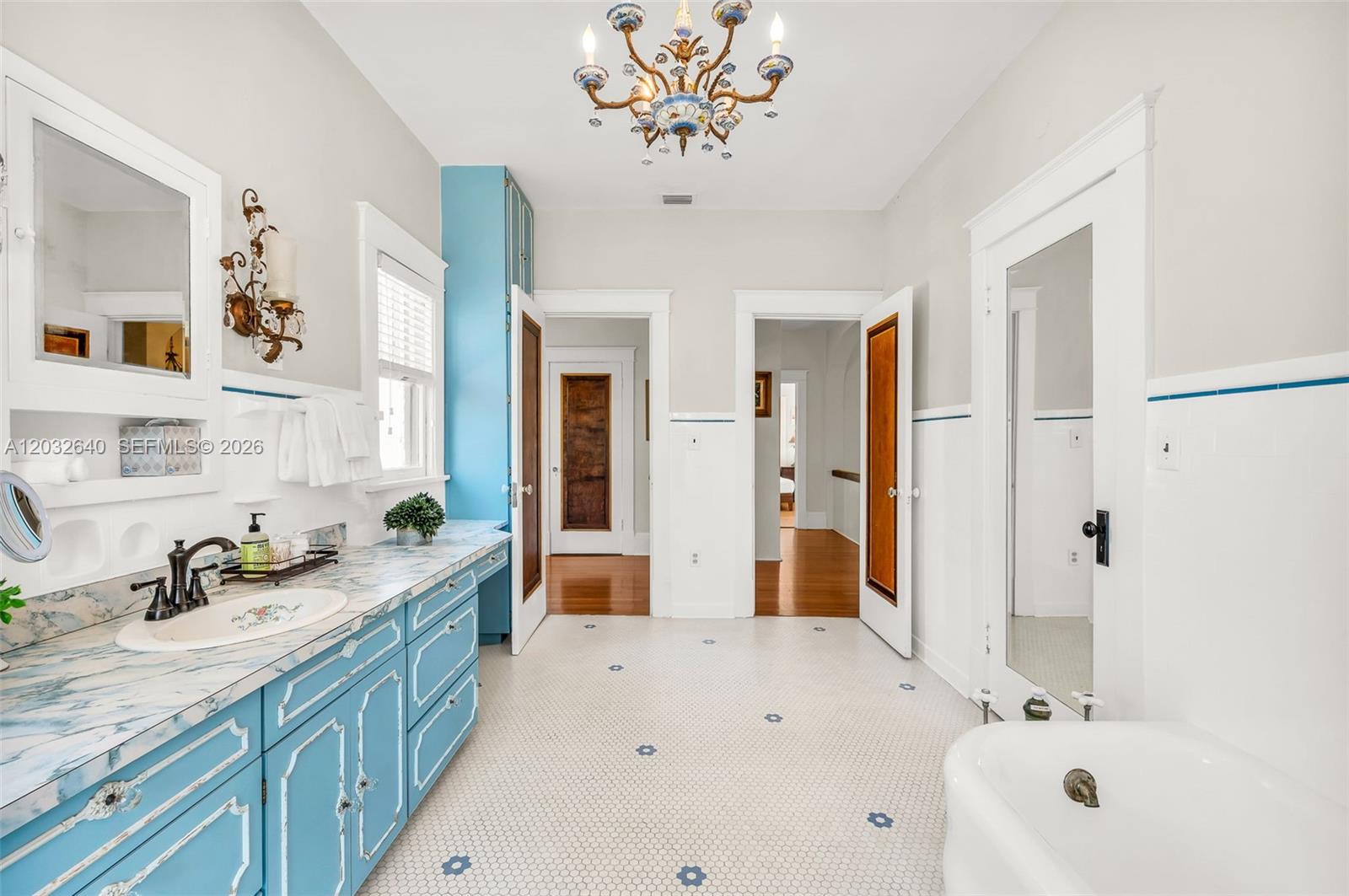 219 S 17th Ave S, Lake Worth FL 33460