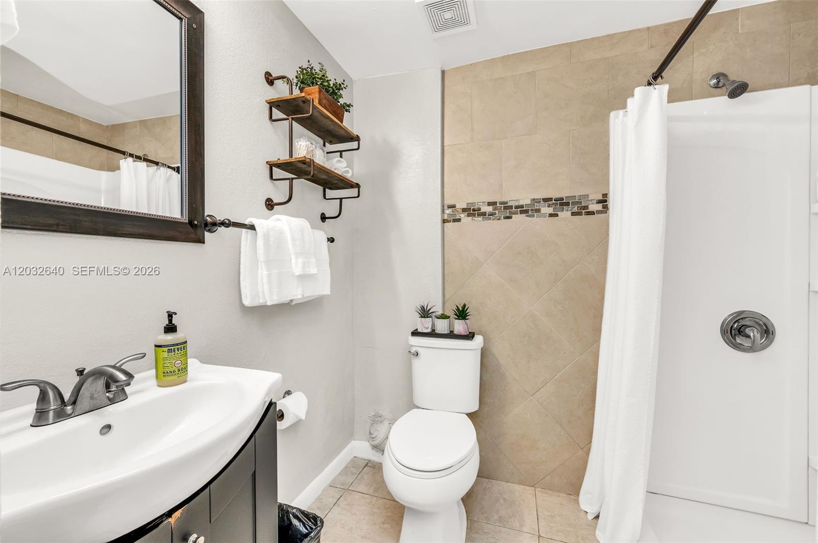 219 S 17th Ave S, Lake Worth FL 33460