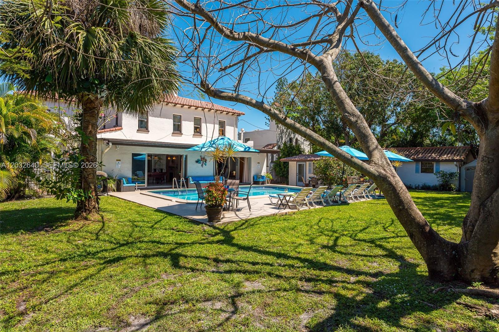 219 S 17th Ave S, Lake Worth FL 33460