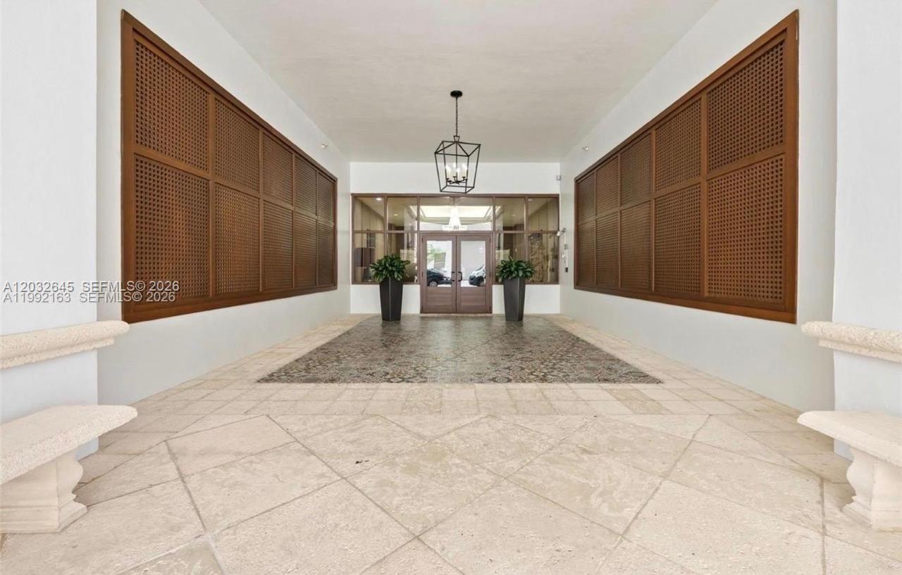 357 Almeria Ave #802, Coral Gables FL 33134