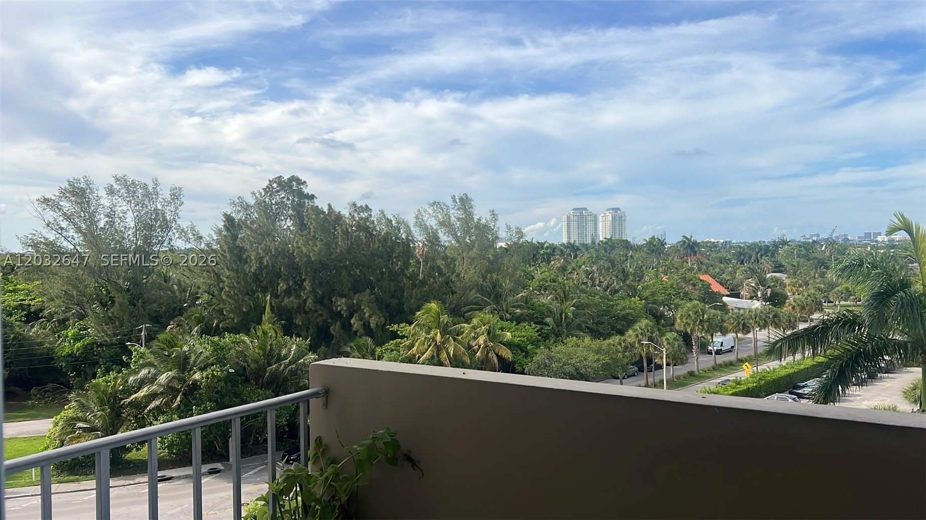 880 NE 69th St #6R, Miami FL 33138