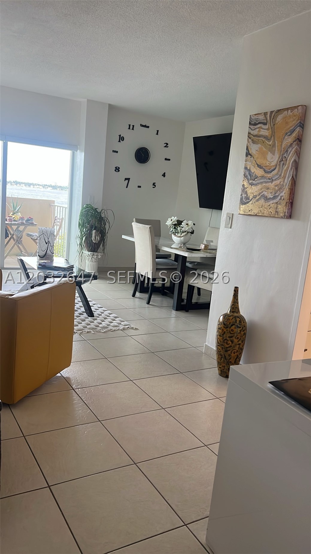 880 NE 69th St #6R, Miami FL 33138