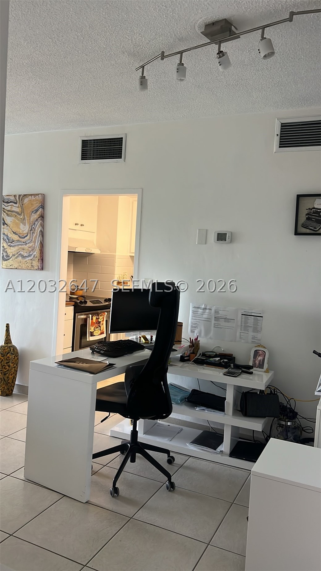 880 NE 69th St #6R, Miami FL 33138