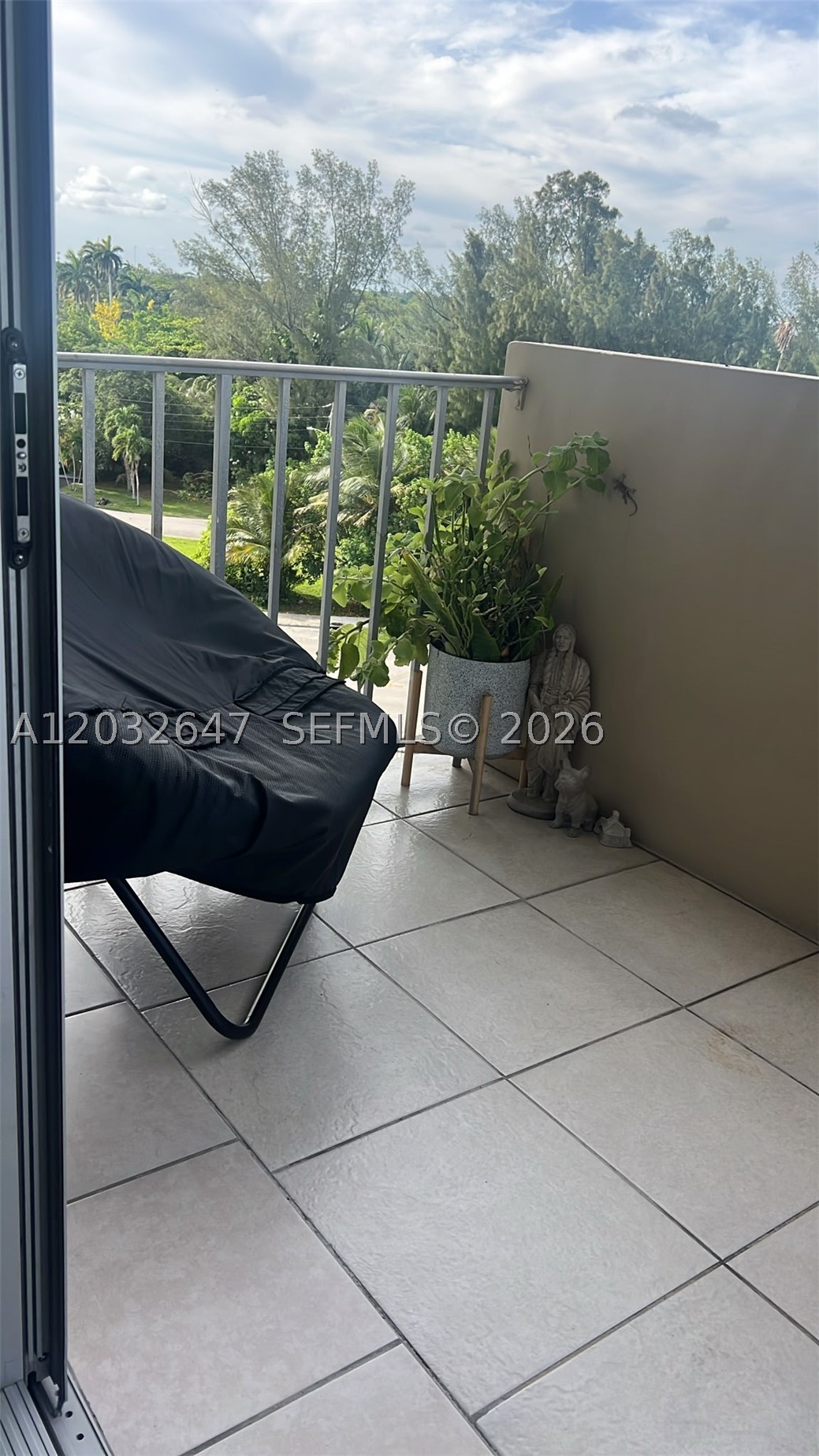 880 NE 69th St #6R, Miami FL 33138