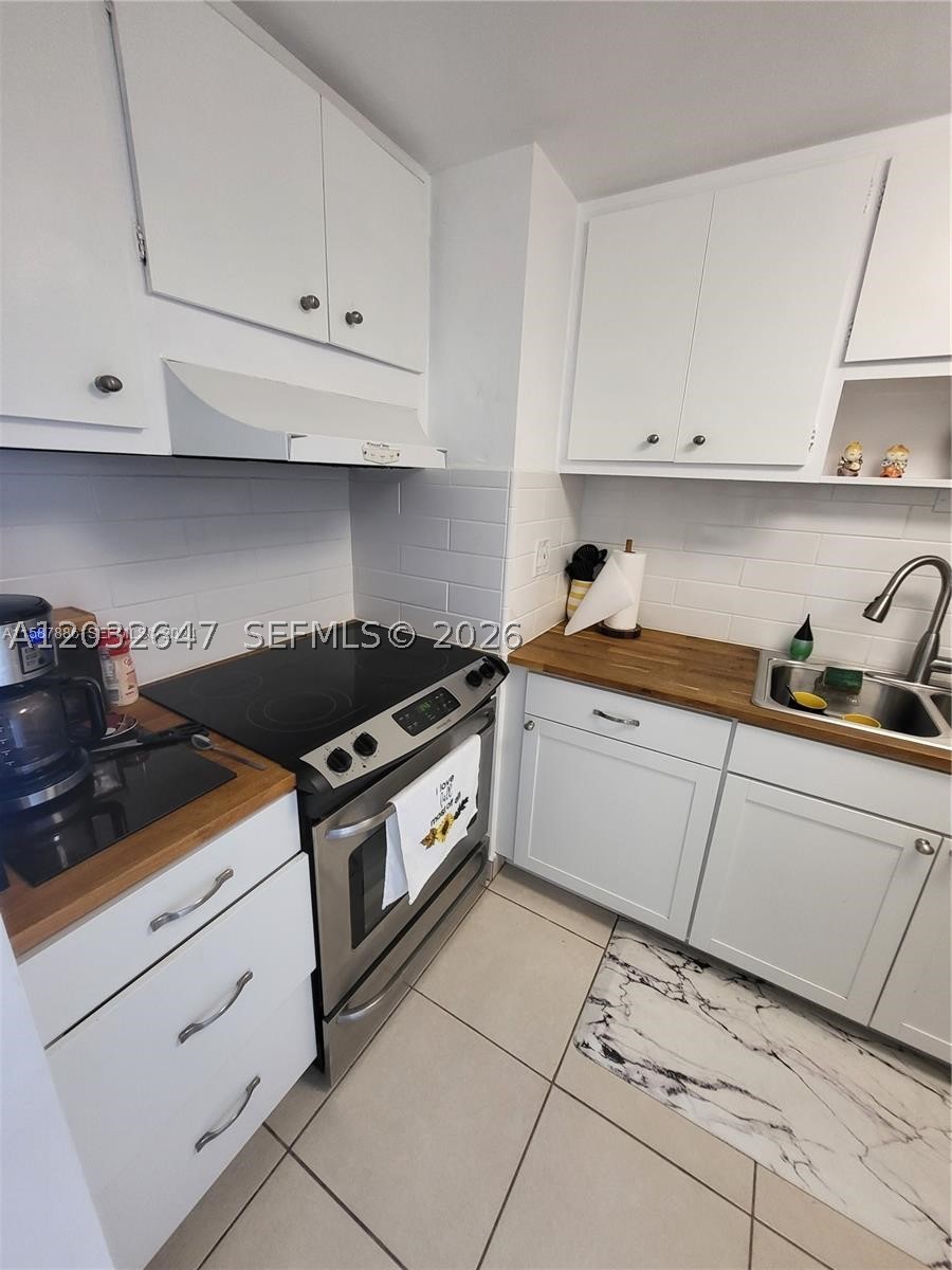880 NE 69th St #6R, Miami FL 33138
