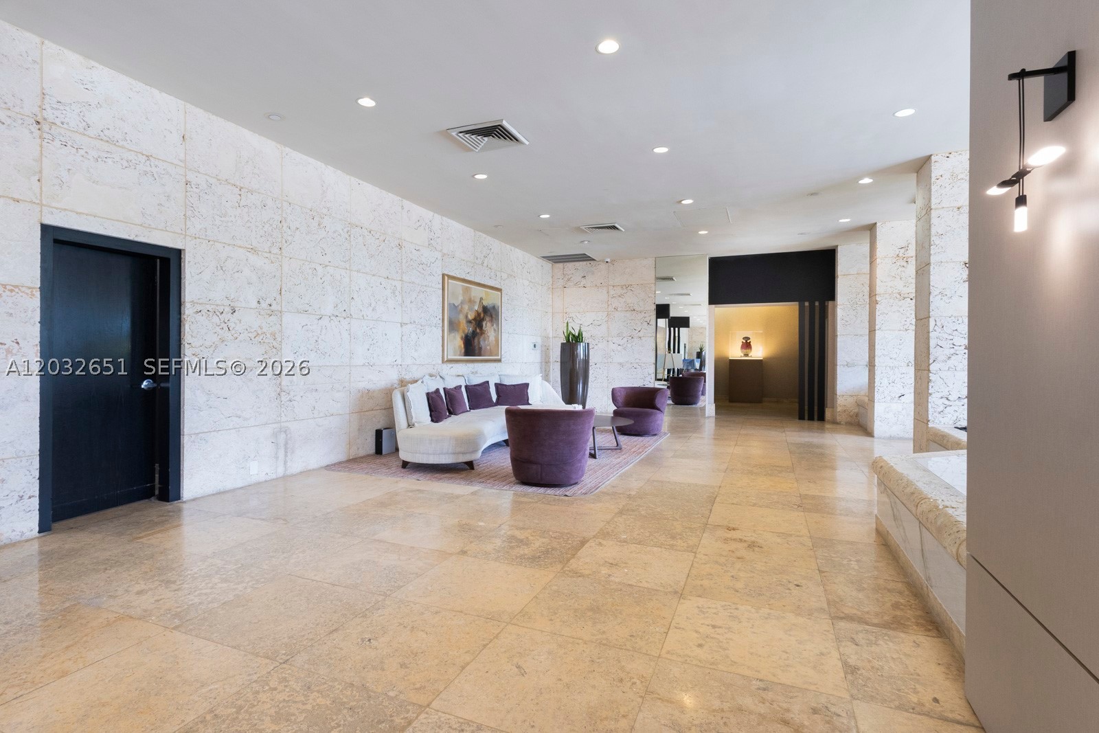1000 W Island Blvd #911, Aventura FL 33160