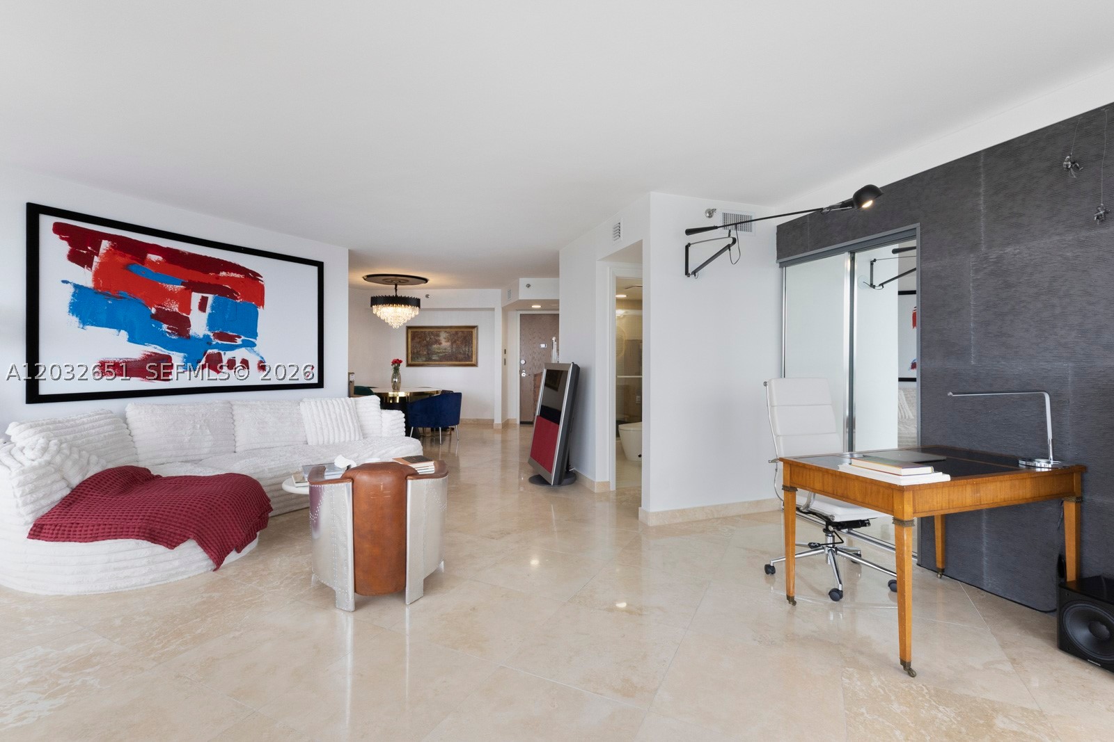 1000 W Island Blvd #911, Aventura FL 33160