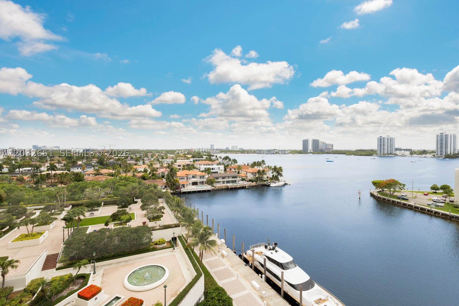 1000 W Island Blvd #911, Aventura FL 33160