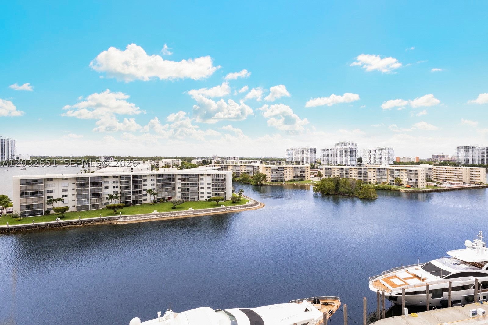 1000 W Island Blvd #911, Aventura FL 33160