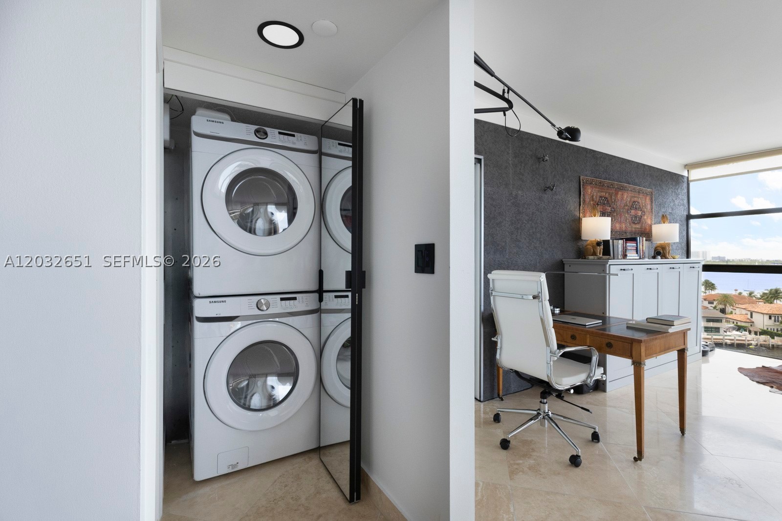 1000 W Island Blvd #911, Aventura FL 33160
