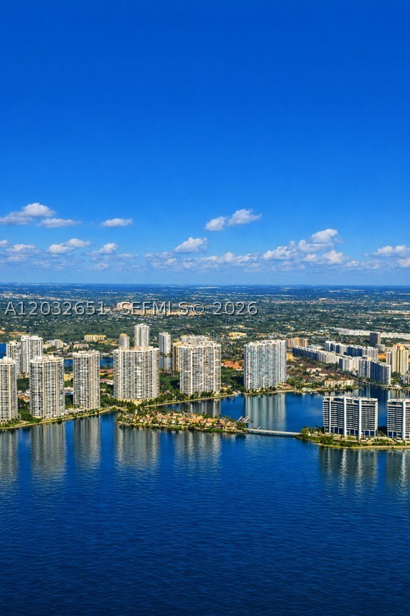 1000 W Island Blvd #911, Aventura FL 33160