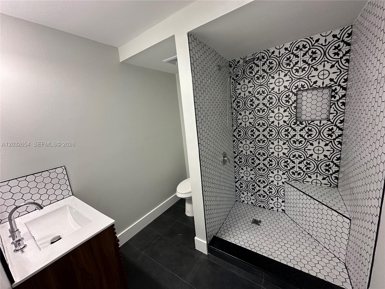 10090 NW 80th Ct #1325, Hialeah Gardens FL 33016