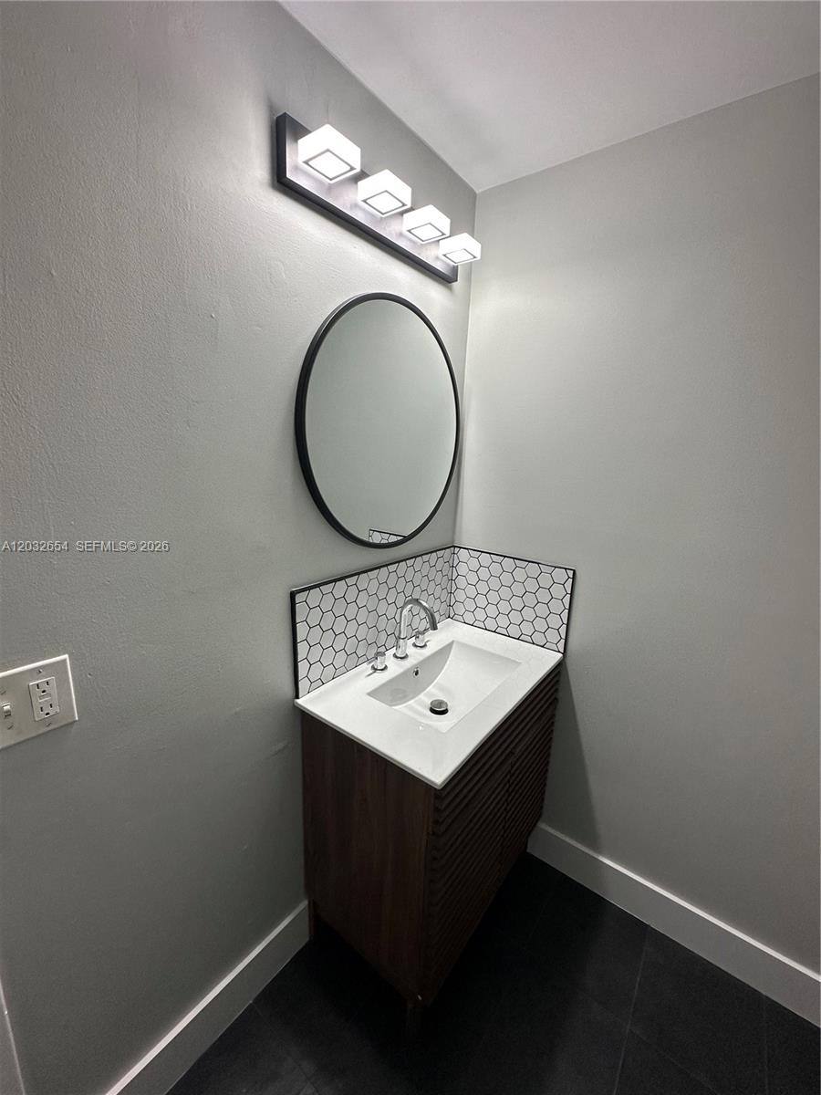 10090 NW 80th Ct #1325, Hialeah Gardens FL 33016