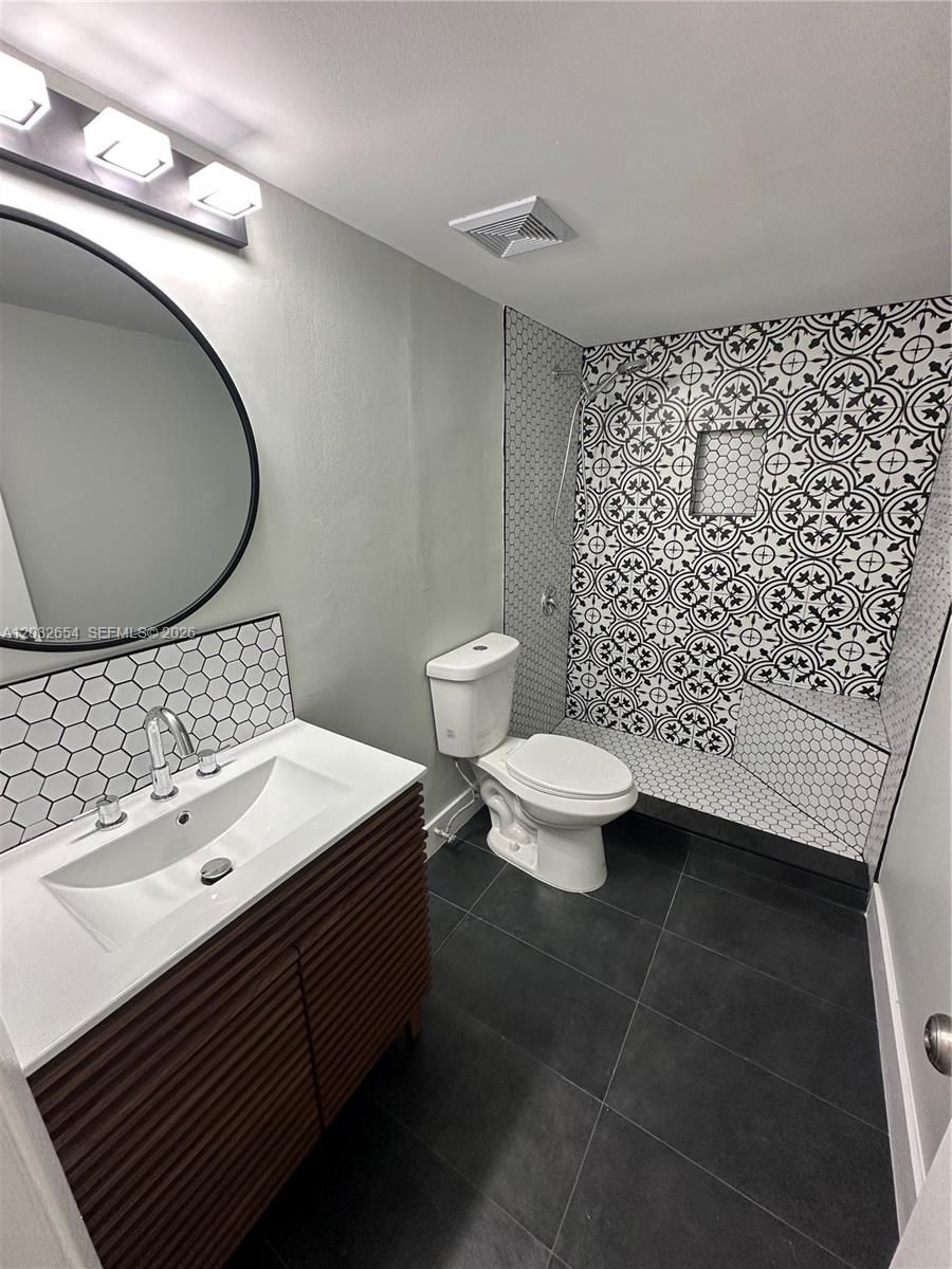 10090 NW 80th Ct #1325, Hialeah Gardens FL 33016