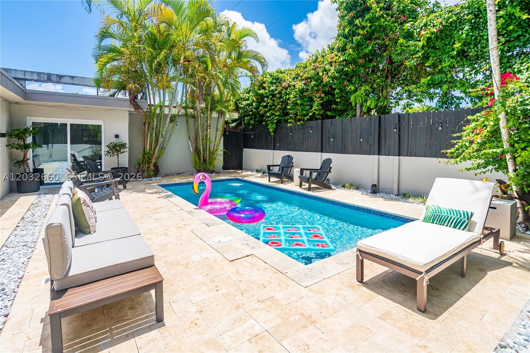 520 SW 22 rd, Miami FL 33129