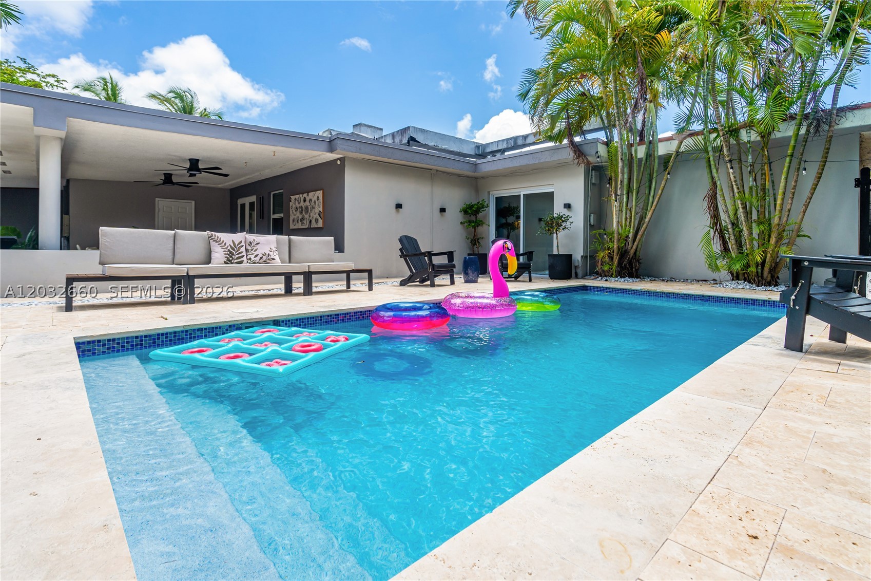 520 SW 22 rd, Miami FL 33129