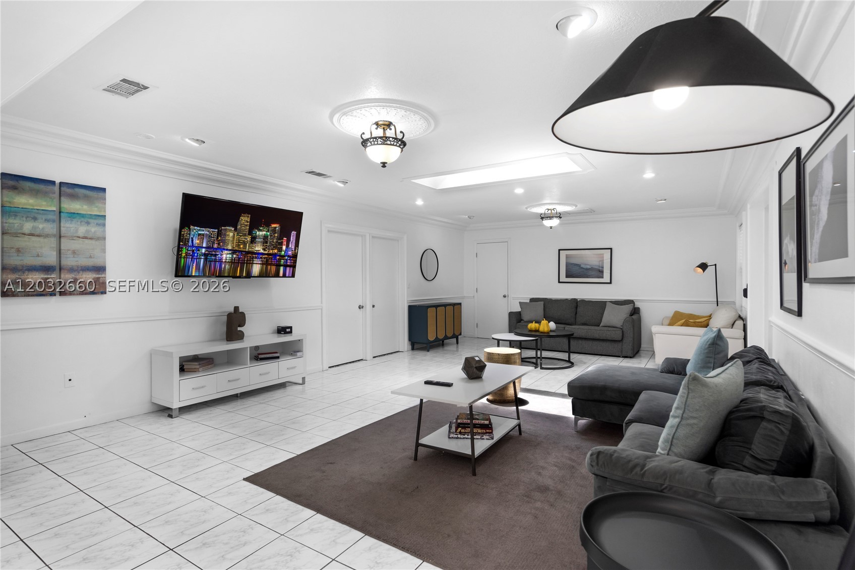 520 SW 22 rd, Miami FL 33129