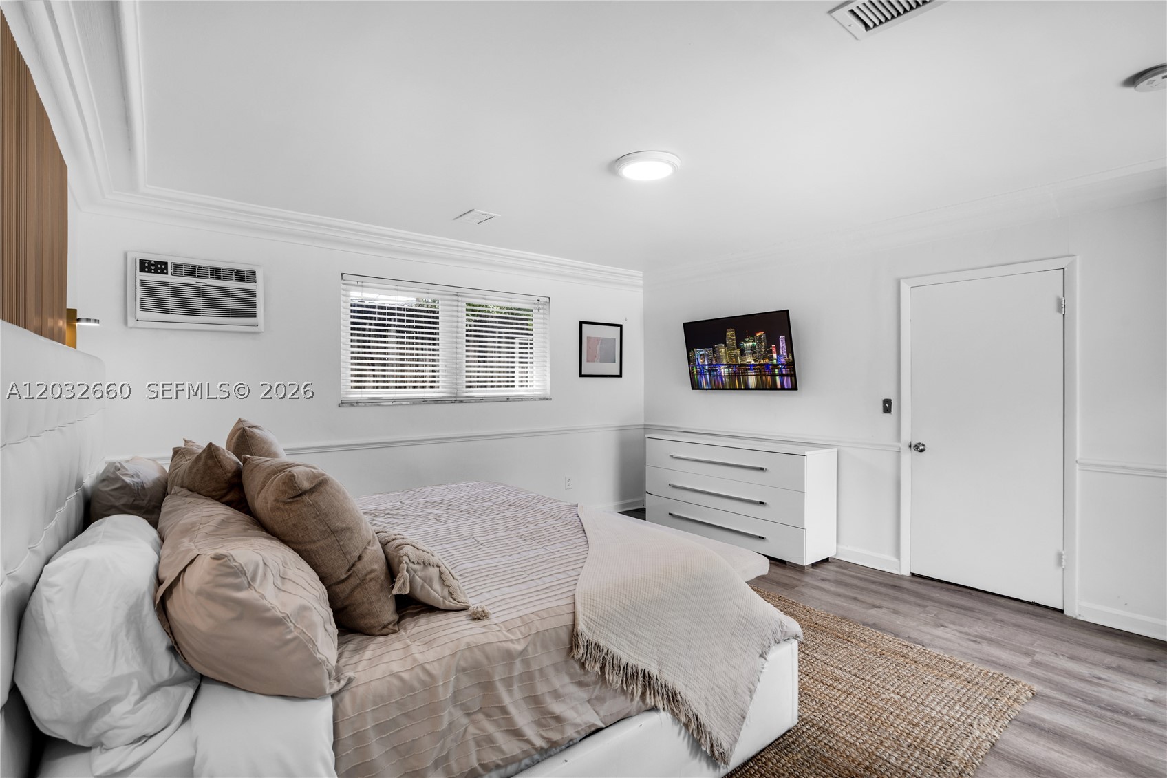 520 SW 22 rd, Miami FL 33129