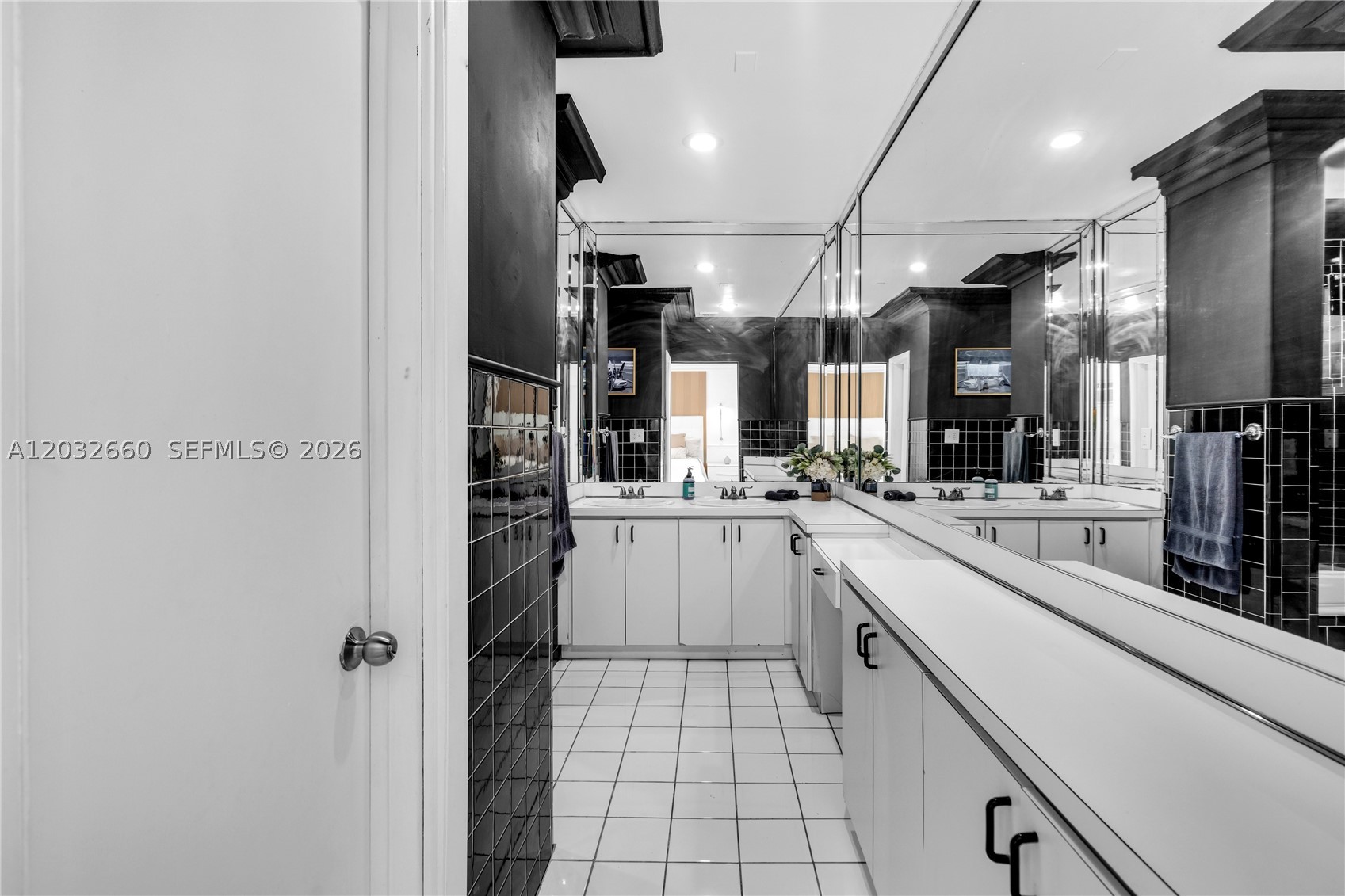 520 SW 22 rd, Miami FL 33129