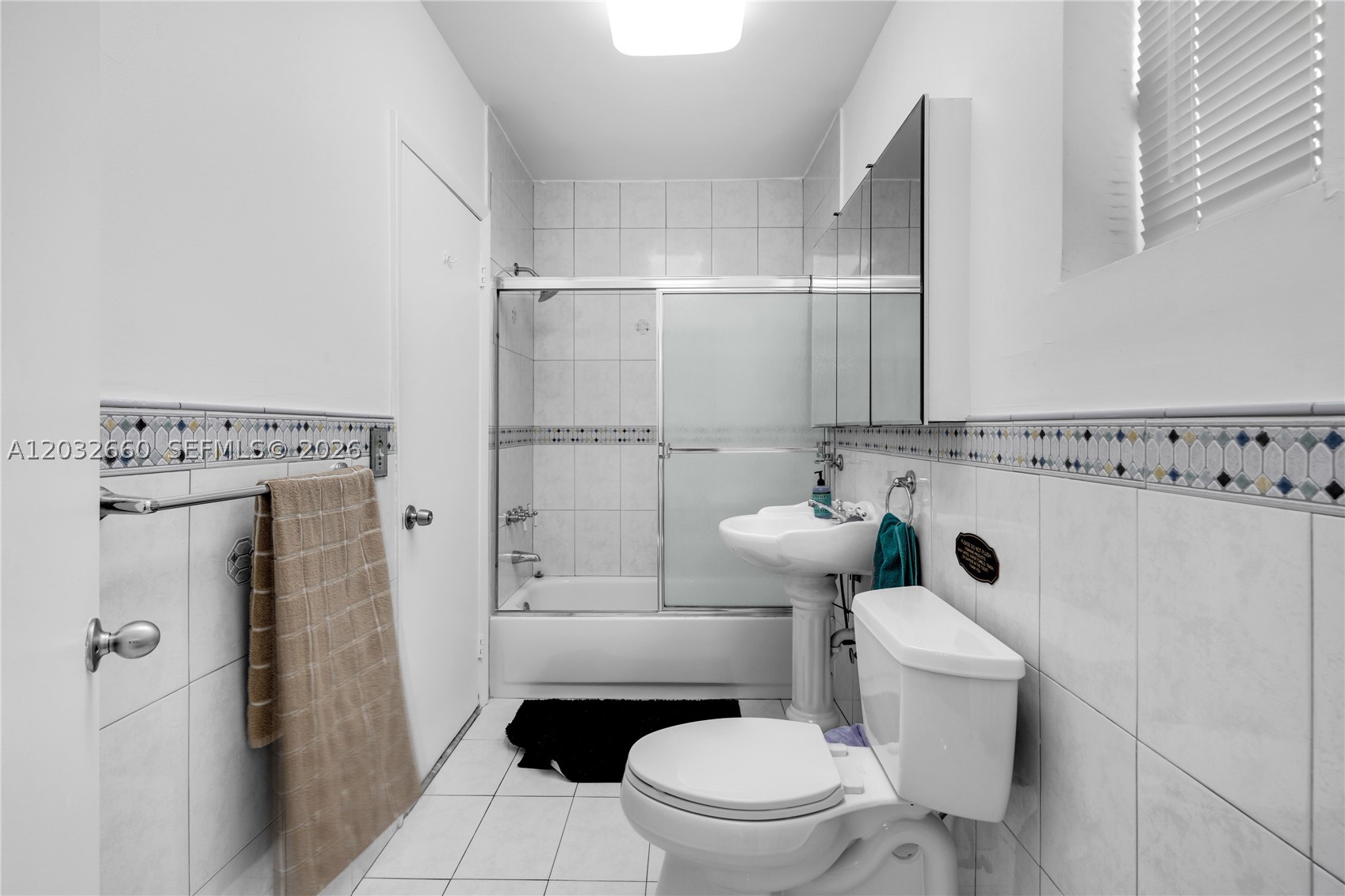 520 SW 22 rd, Miami FL 33129