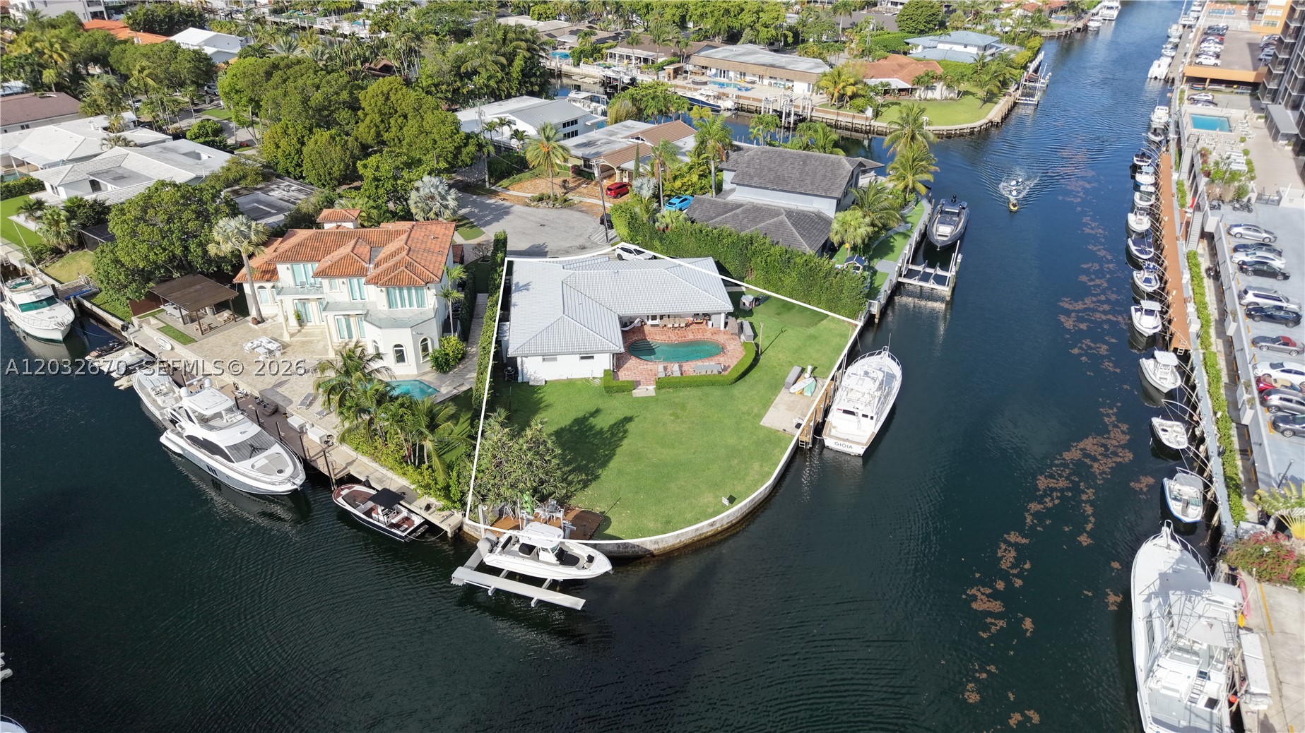 13305 Biscayne Island Ter, North Miami FL 33181
