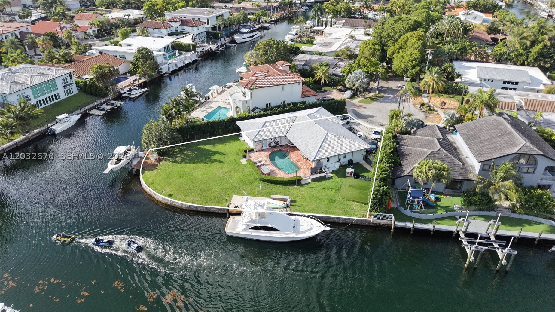13305 Biscayne Island Ter, North Miami FL 33181